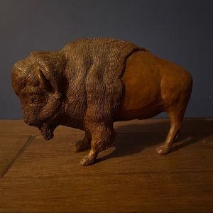 Vintage hand carved resin Buffalo;Milburn 88
